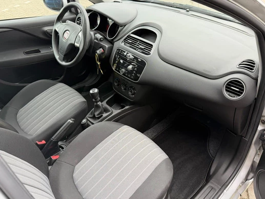 Fiat Punto - Afbeelding 16 van 18