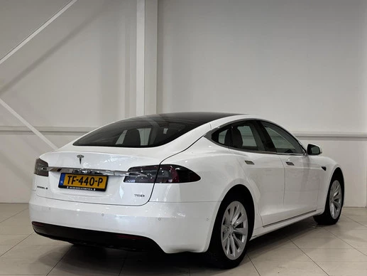 Tesla Model S - Afbeelding 18 van 30
