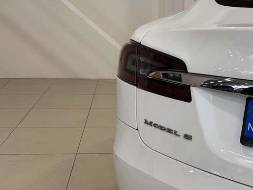 Tesla Model S - Afbeelding 19 van 30