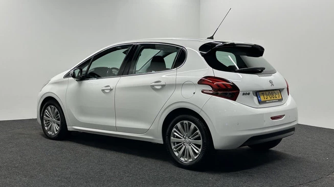 Peugeot 208 - Afbeelding 8 van 30