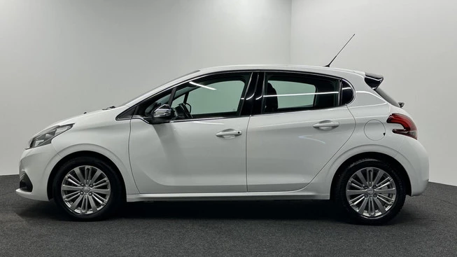 Peugeot 208 - Afbeelding 12 van 30