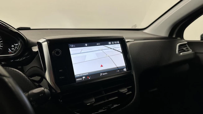 Peugeot 208 - Afbeelding 27 van 30