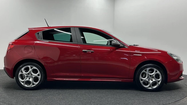 Alfa Romeo Giulietta - Afbeelding 11 van 30