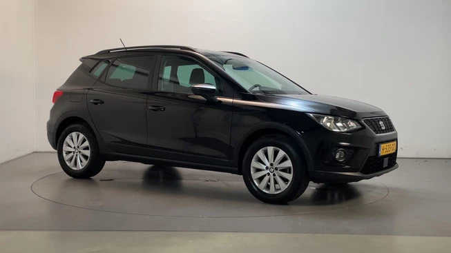 SEAT Arona - Afbeelding 1 van 27