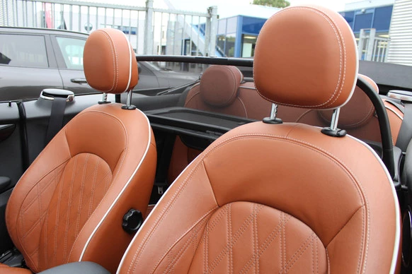 MINI Cooper S Cabrio - Afbeelding 9 van 30