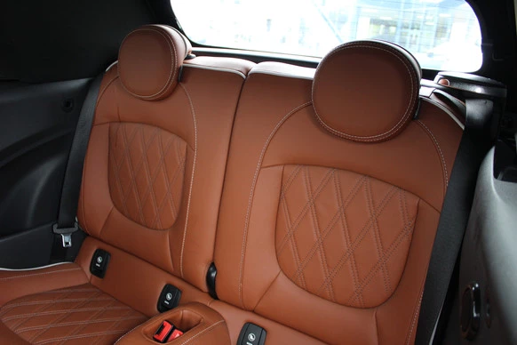 MINI Cooper S Cabrio - Afbeelding 18 van 30