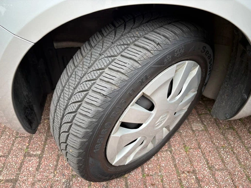 Suzuki Splash - Afbeelding 16 van 18