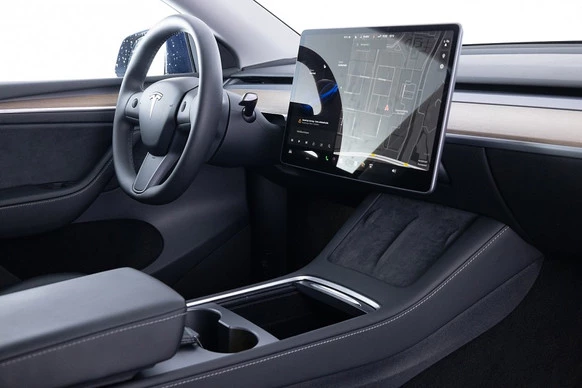 Tesla Model Y - Afbeelding 3 van 27