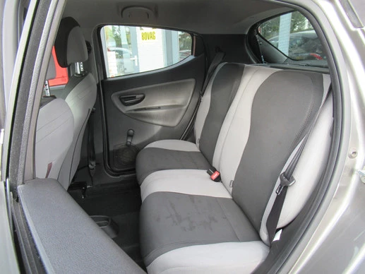 Lancia Ypsilon - Afbeelding 13 van 30