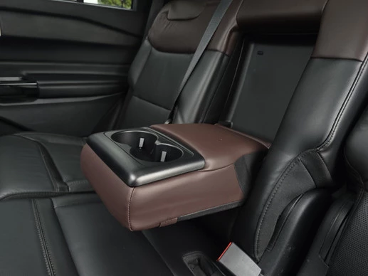 Ford Explorer - Afbeelding 12 van 30