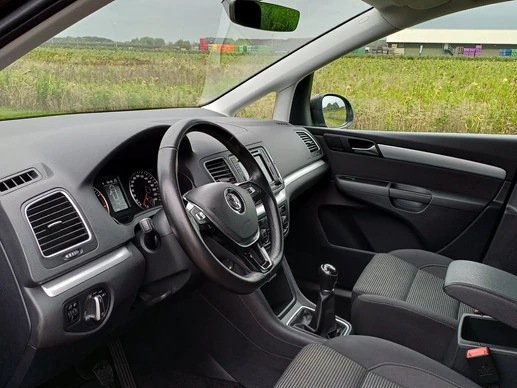 Volkswagen Sharan - Afbeelding 24 van 30