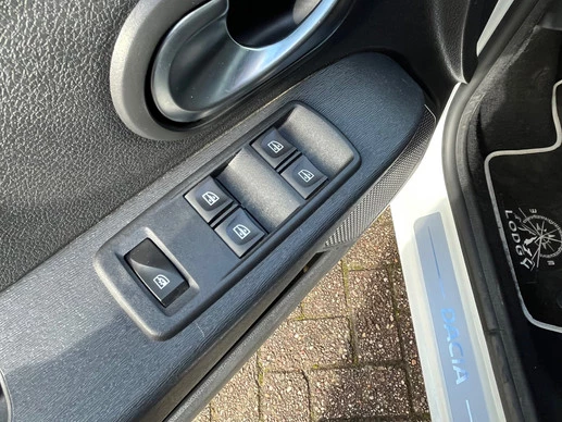 Dacia Lodgy - Afbeelding 16 van 30