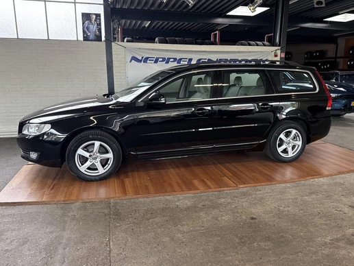 Volvo V70 - Afbeelding 2 van 24