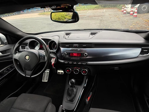 Alfa Romeo Giulietta - Afbeelding 10 van 18