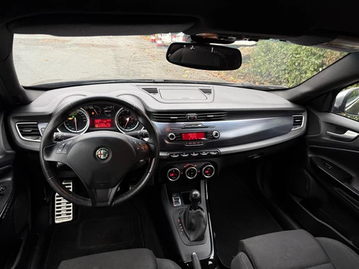 Alfa Romeo Giulietta - Afbeelding 11 van 18