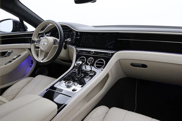 Bentley Continental GT - Afbeelding 17 van 30