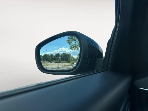 Ford Mustang Mach-E - Afbeelding 18 van 30