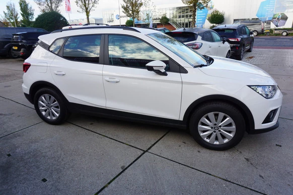 SEAT Arona - Afbeelding 3 van 21
