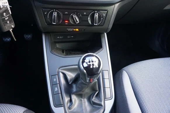 SEAT Arona - Afbeelding 13 van 21