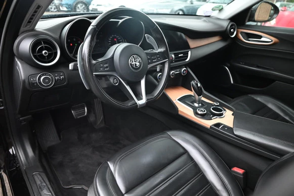Alfa Romeo Giulia - Afbeelding 11 van 27