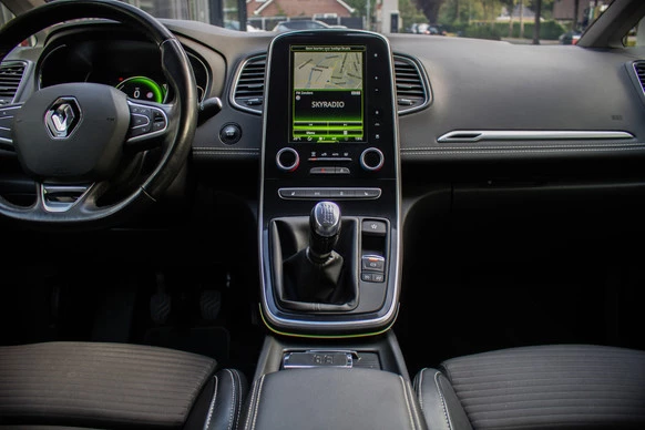 Renault Scénic - Afbeelding 24 van 30