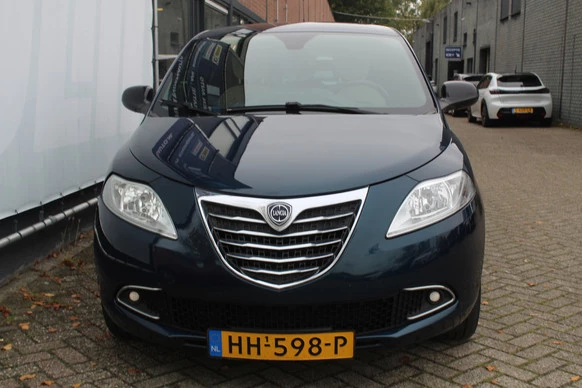Lancia Ypsilon - Afbeelding 2 van 24