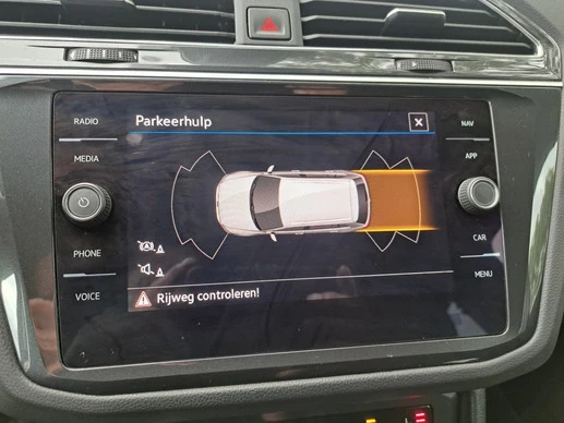 Volkswagen Tiguan - Afbeelding 8 van 30