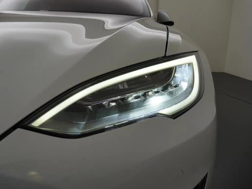 Tesla Model S - Afbeelding 14 van 30