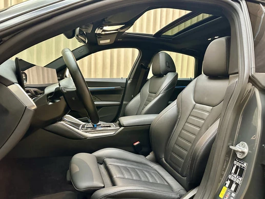 BMW i4 - Afbeelding 18 van 30