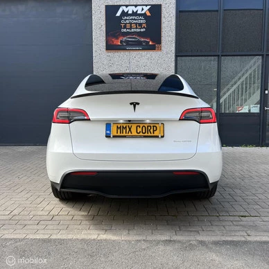 Tesla Model Y - Afbeelding 8 van 23