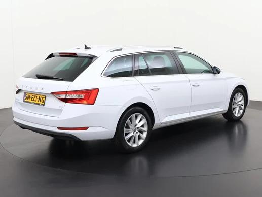 Škoda Superb - Afbeelding 4 van 30