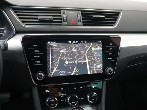 Škoda Superb - Afbeelding 14 van 30