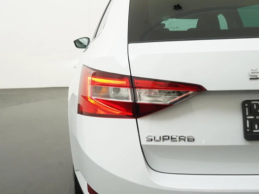 Škoda Superb - Afbeelding 25 van 30