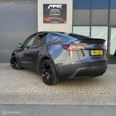 Tesla Model Y - Afbeelding 7 van 20