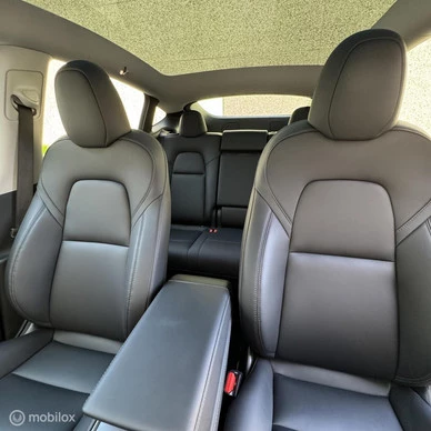 Tesla Model Y - Afbeelding 9 van 20