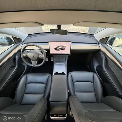 Tesla Model Y - Afbeelding 11 van 20