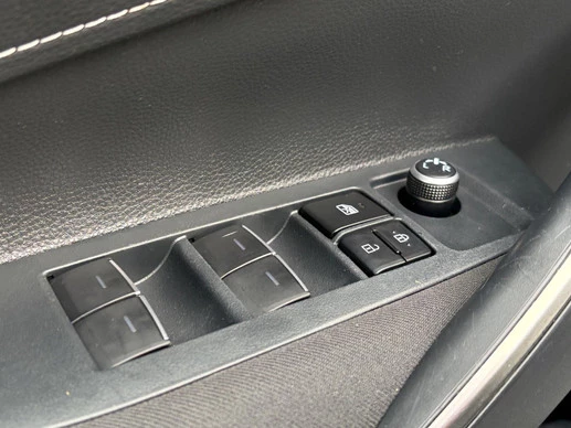 Toyota Corolla Touring Sports - Afbeelding 18 van 30