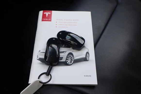Tesla Model X - Afbeelding 3 van 30