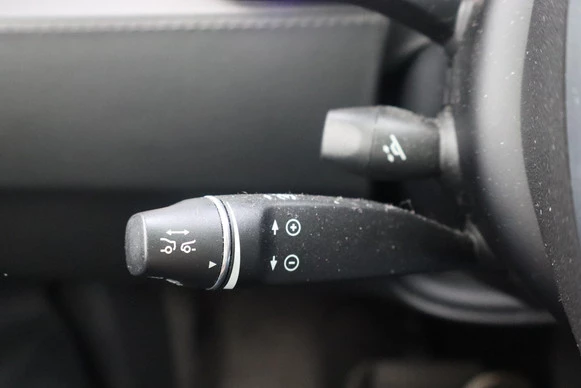 Tesla Model X - Afbeelding 8 van 30