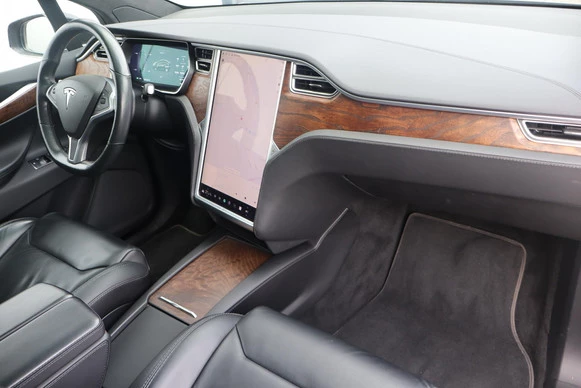 Tesla Model X - Afbeelding 10 van 30