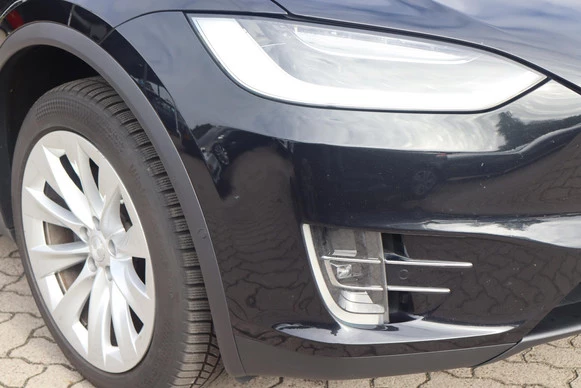 Tesla Model X - Afbeelding 13 van 30
