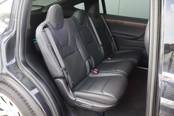 Tesla Model X - Afbeelding 16 van 30