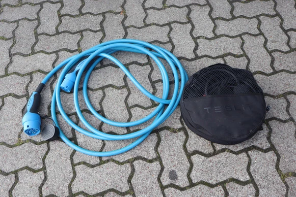 Tesla Model X - Afbeelding 18 van 30