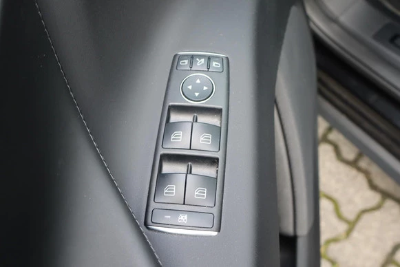 Tesla Model X - Afbeelding 22 van 30