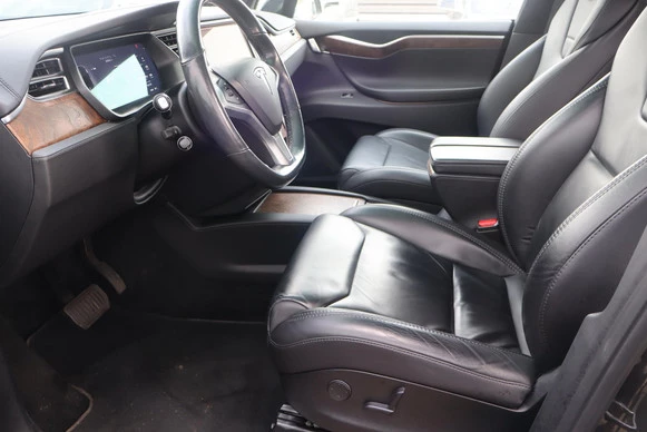 Tesla Model X - Afbeelding 23 van 30
