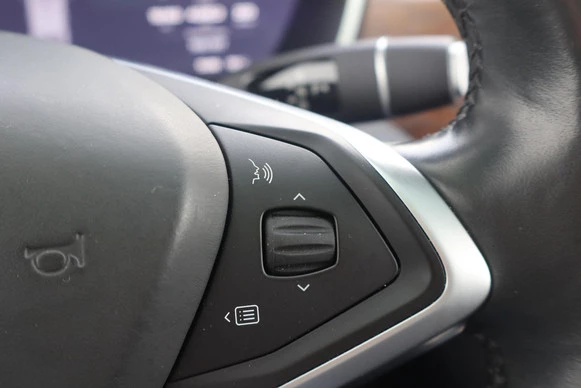 Tesla Model X - Afbeelding 26 van 30