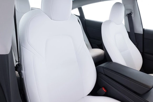 Tesla Model 3 - Afbeelding 6 van 30