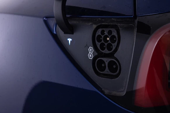 Tesla Model 3 - Afbeelding 19 van 30