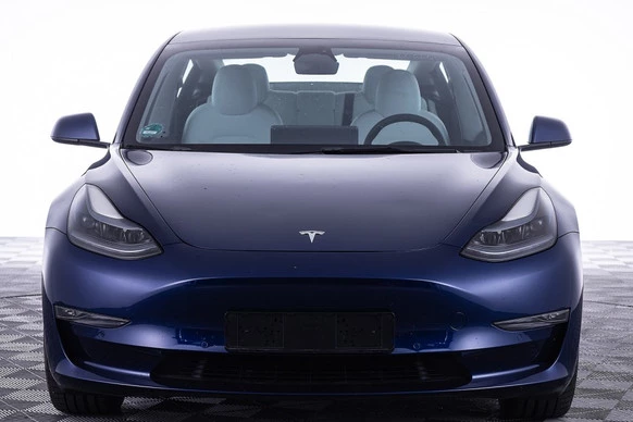 Tesla Model 3 - Afbeelding 22 van 30