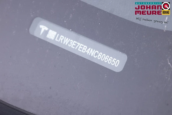 Tesla Model 3 - Afbeelding 26 van 30